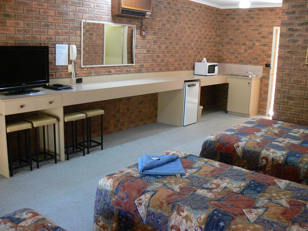 Settlement Motor Inn Дениликуин Стая снимка