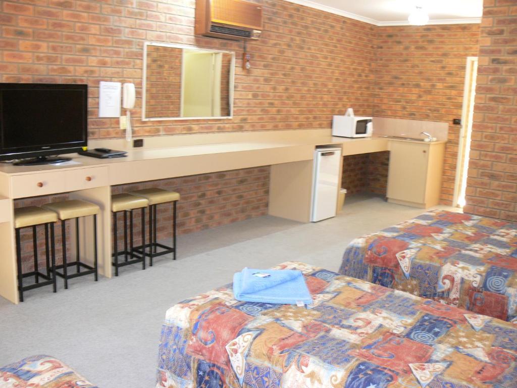 Settlement Motor Inn Дениликуин Стая снимка